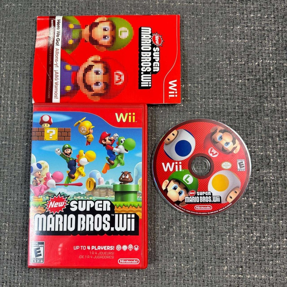 Nintendo New Super Mario Bros. Wii Game Red Case CIB 2009 RVL-SMNE-USA-B0